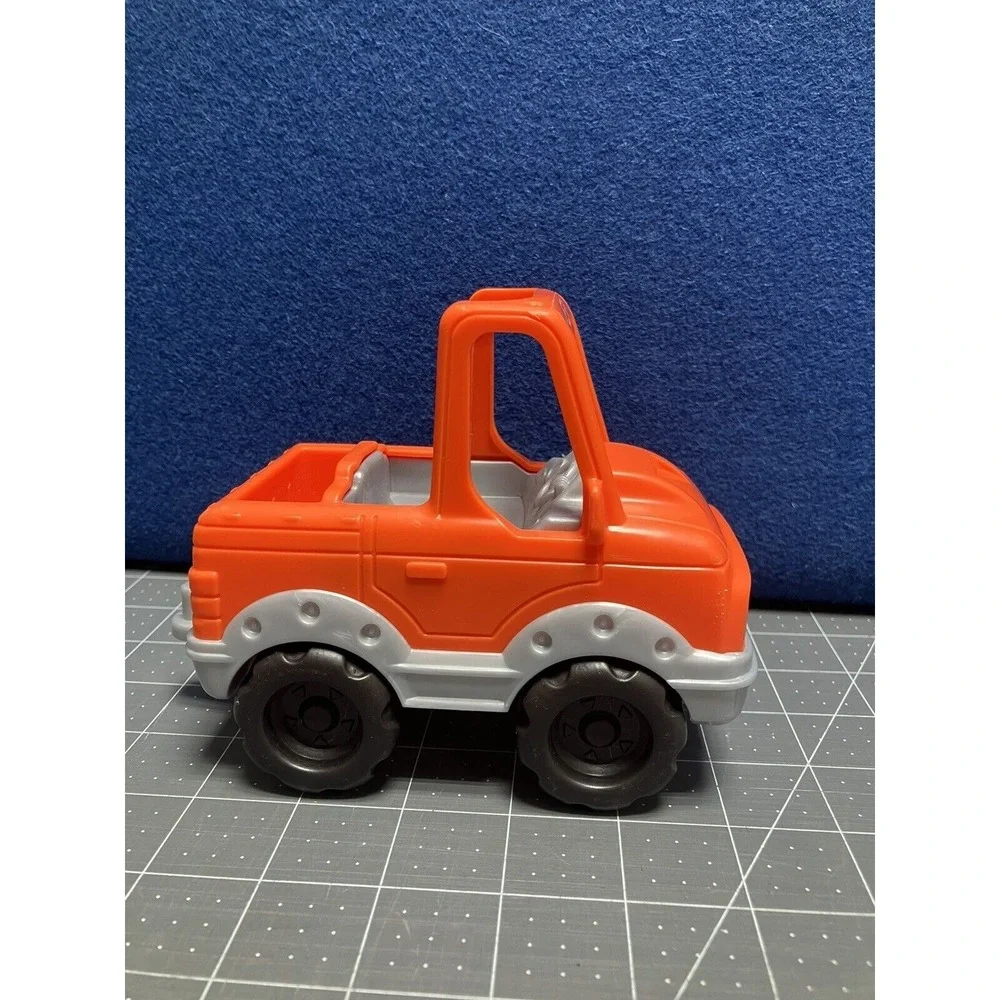 Fisher Price 2017 Little People Orange Truck With Tow Hitch By Mattel Excellent‎
